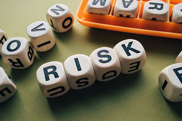 Minimizing Risk through Payment Terms Negotiation with Chinese Suppliers 1 Minimizing Risk through Payment Terms Negotiation with Chinese Suppliers 1