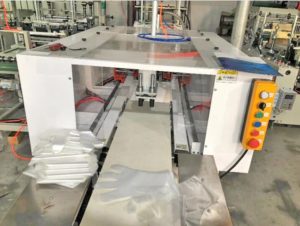 Fully Automatic Disposable Hand Gloves Making Machine 4