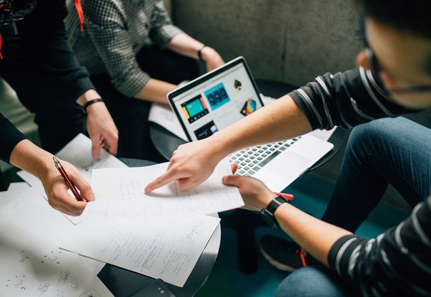 6. Shipping & Customs Clearance 11 6. Shipping & Customs Clearance 6